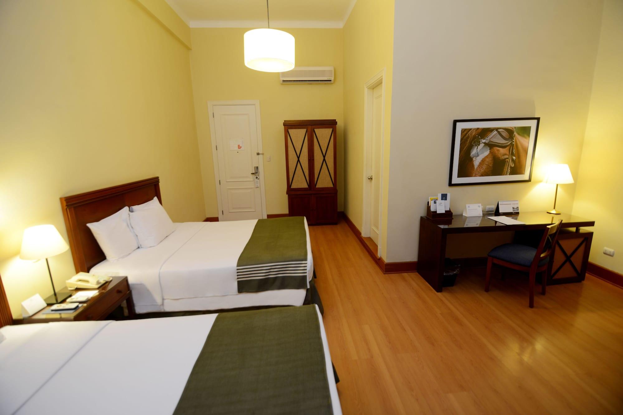 Lp Los Portales Hotel Piura Exteriör bild