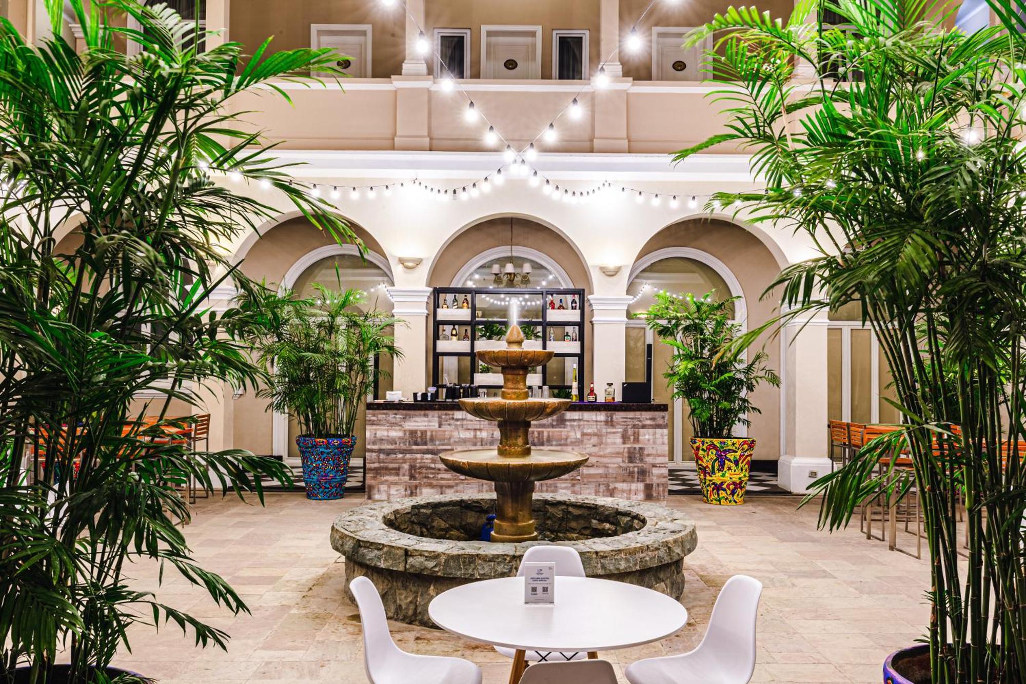 Lp Los Portales Hotel Piura Exteriör bild