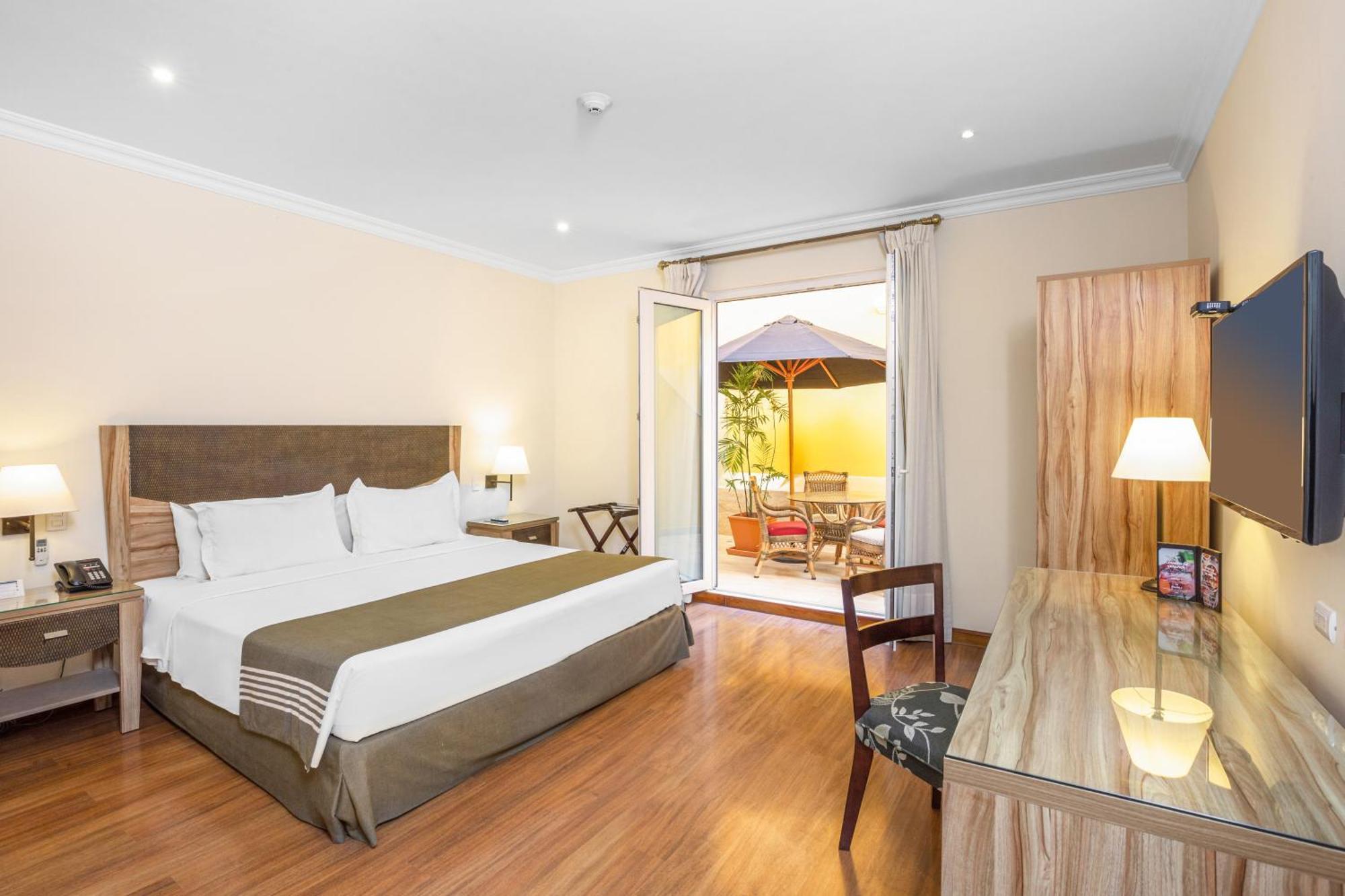 Lp Los Portales Hotel Piura Exteriör bild