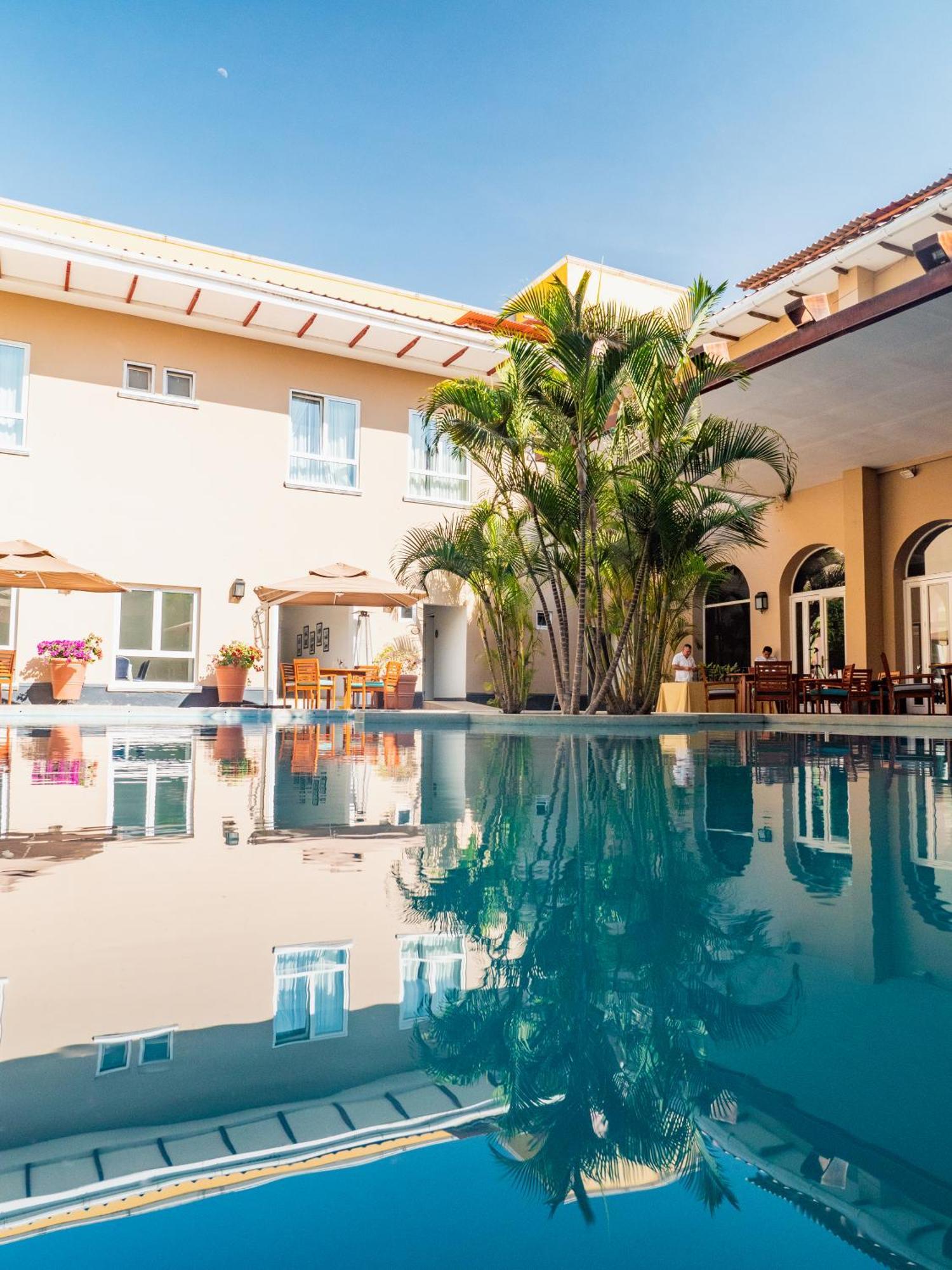 Lp Los Portales Hotel Piura Exteriör bild